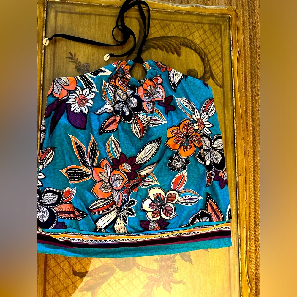 6. Coco Reef size 38DD tankini top only - EUC